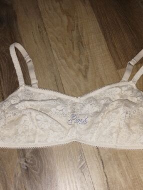 PINK Victoria's Secret Cream Lace Bralette with Rhinestone Logo